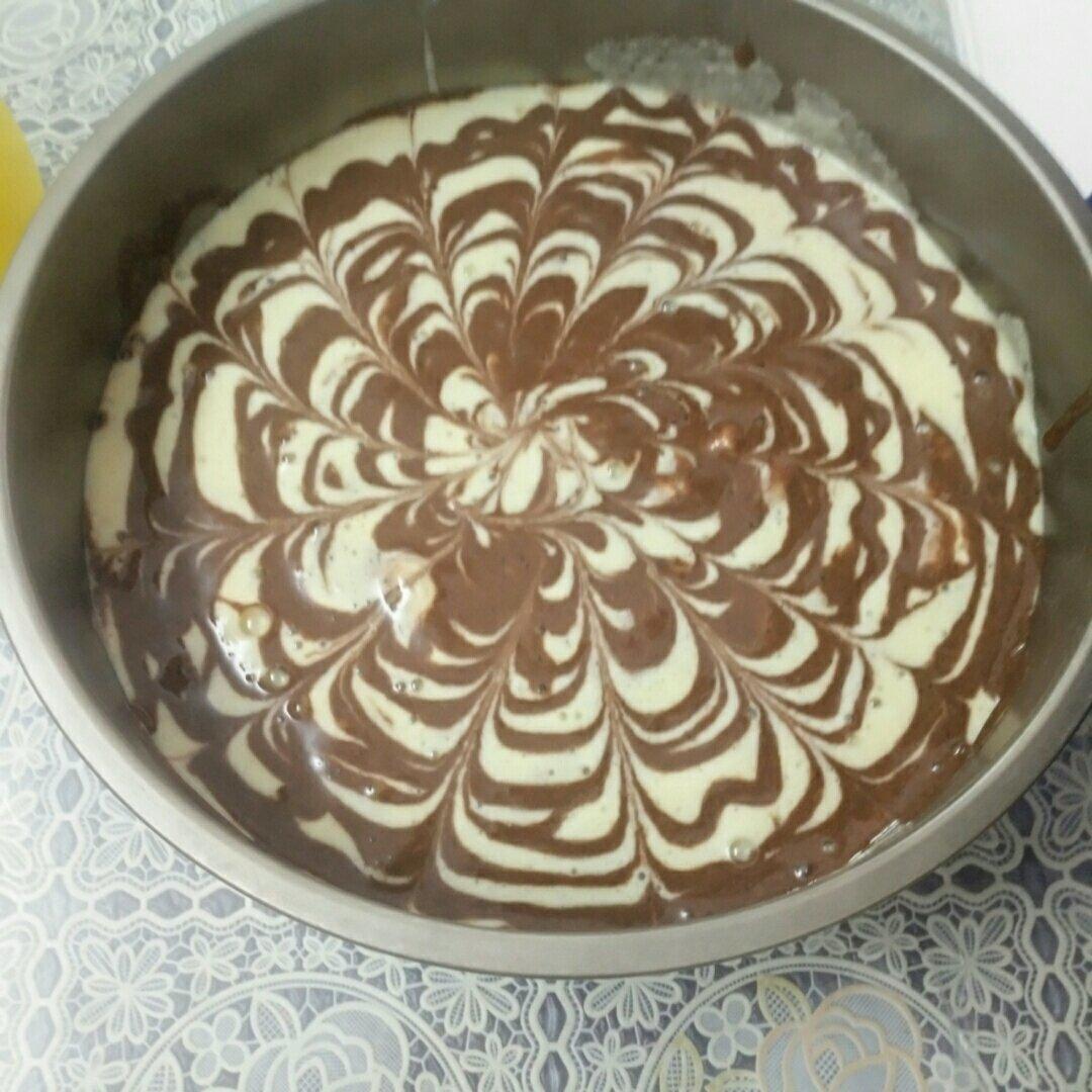 双色拉花戚风蛋糕