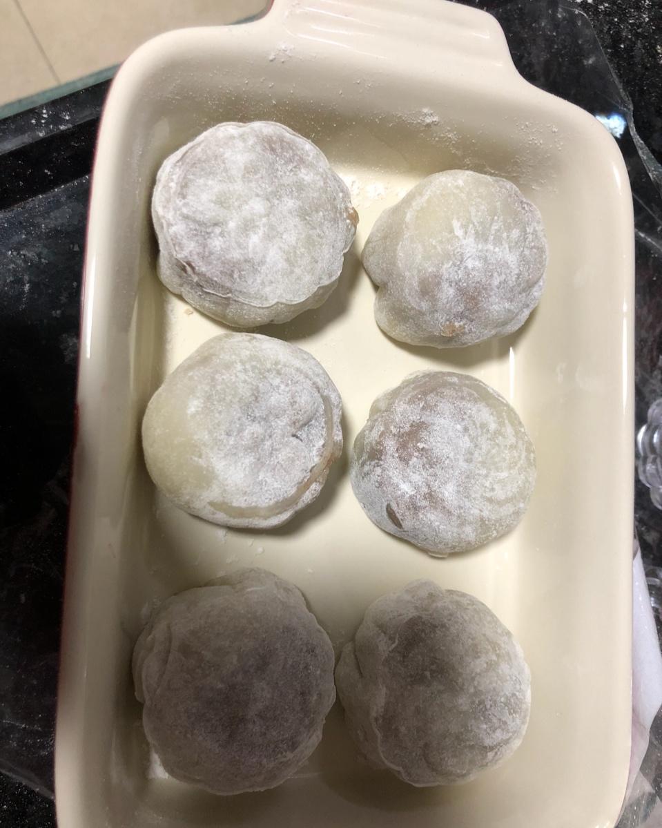 好吃到哭的冰皮月饼（细腻绿豆沙/榴莲）