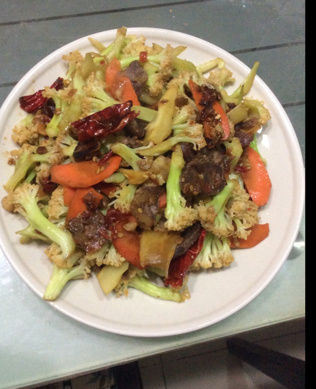 老丁的私房菜-干锅花菜