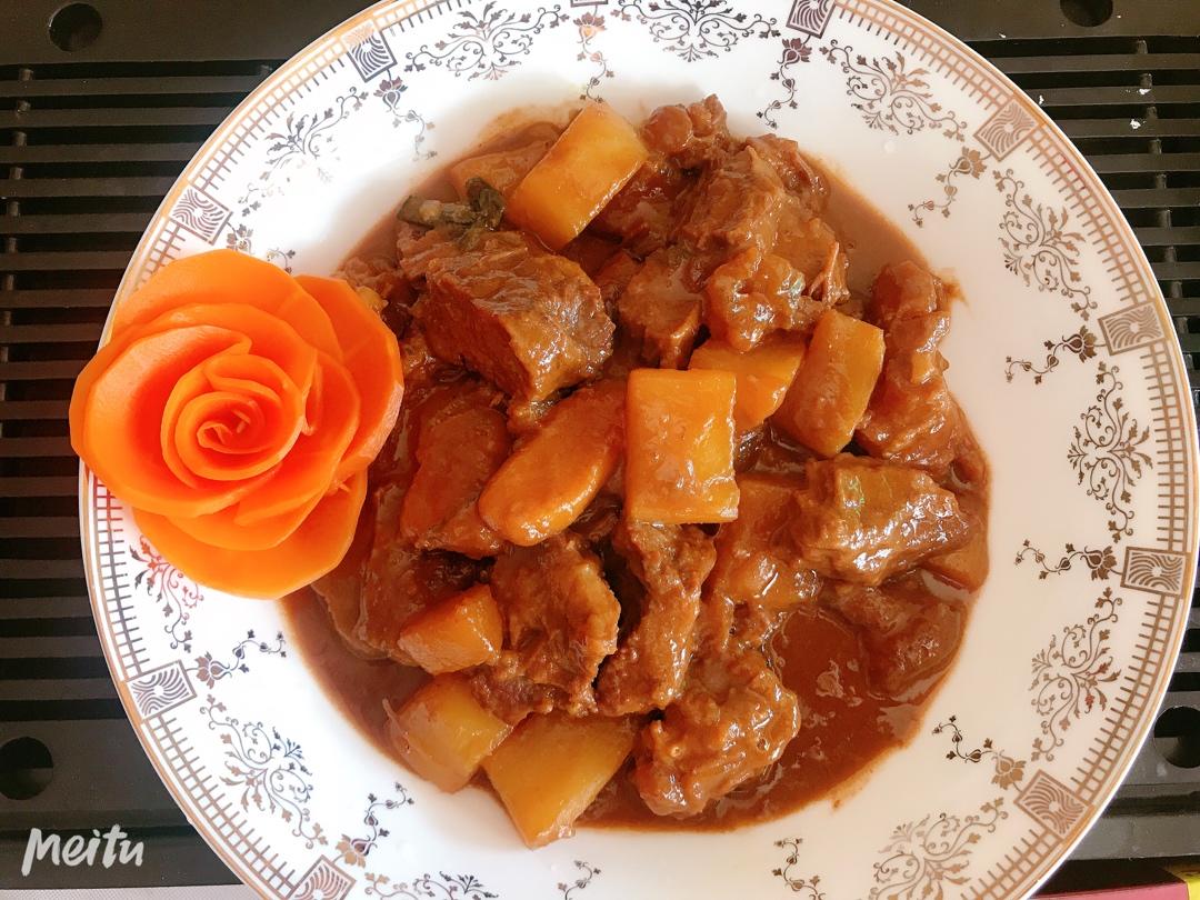 萝卜牛腩煲