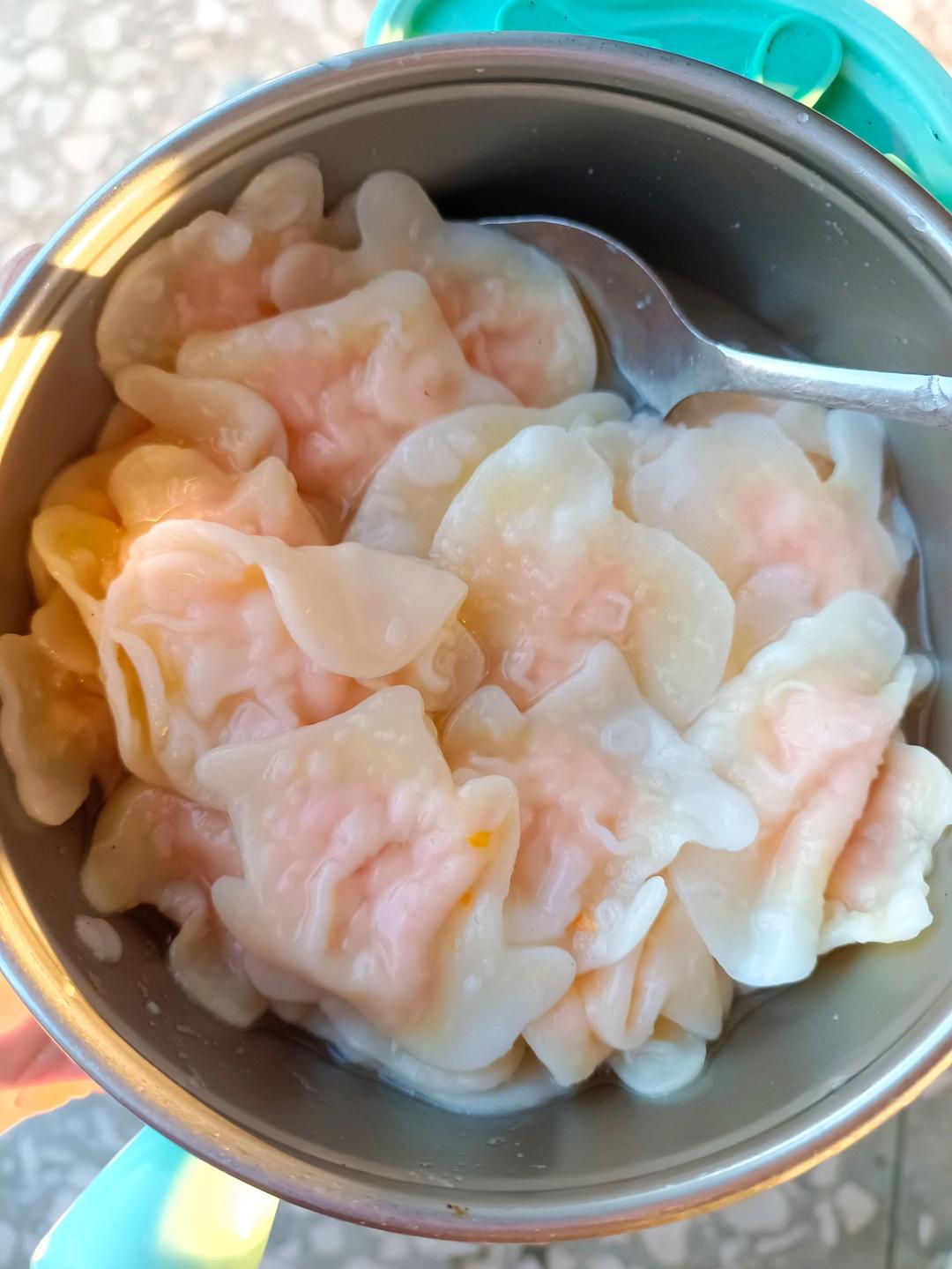 可爱迷你鲜虾小馄饨