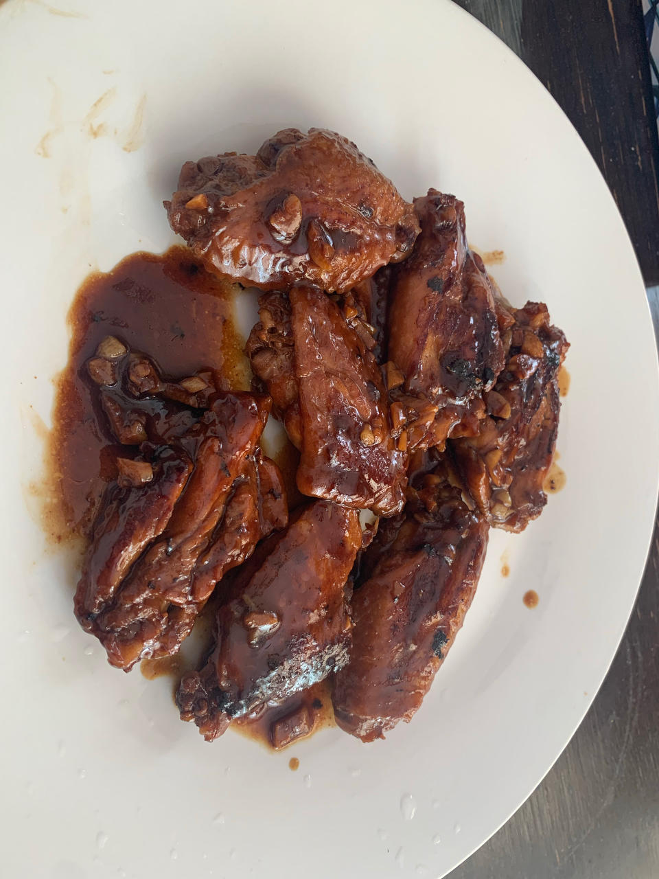 不要再可乐鸡翅了，求求你试试蒜香鸡翅吧，香味捅破天花板！