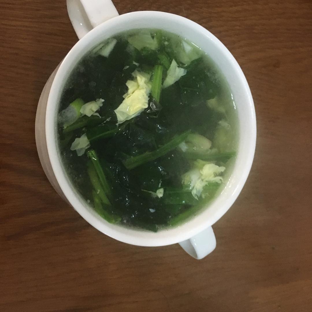 菠菜鸡蛋汤