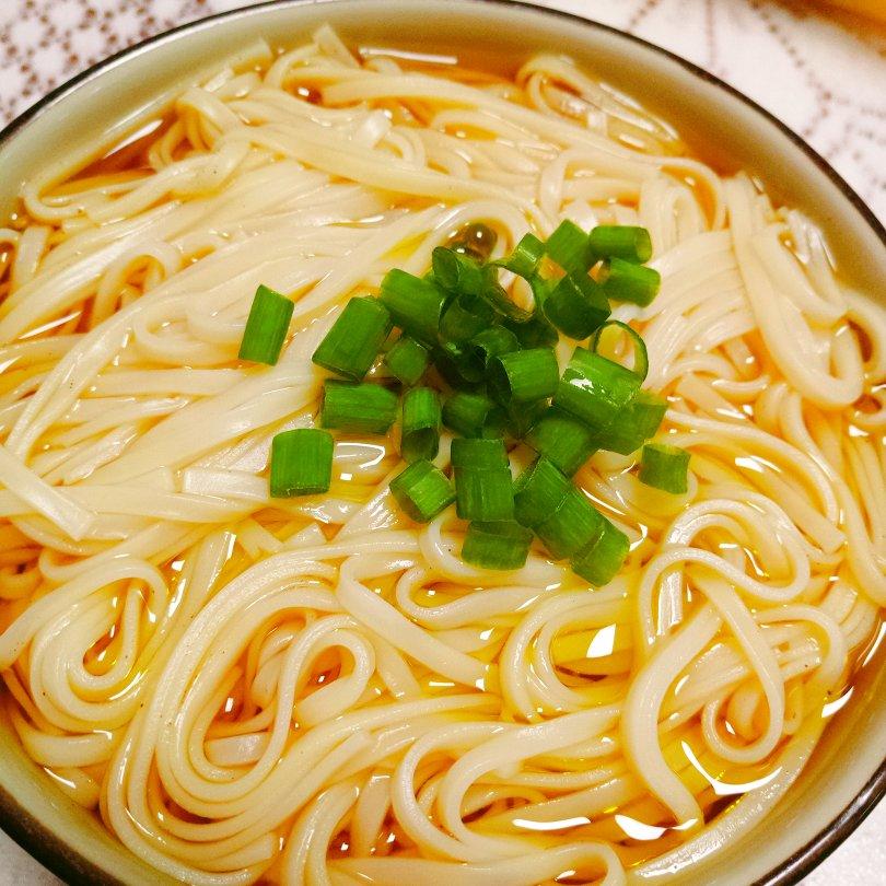 小葱麻油酱油面