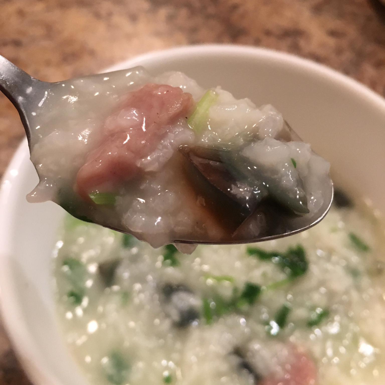 十五分钟快手之香滑皮蛋瘦肉粥(附五分钟电饭煲电压力锅更快捷方法)
