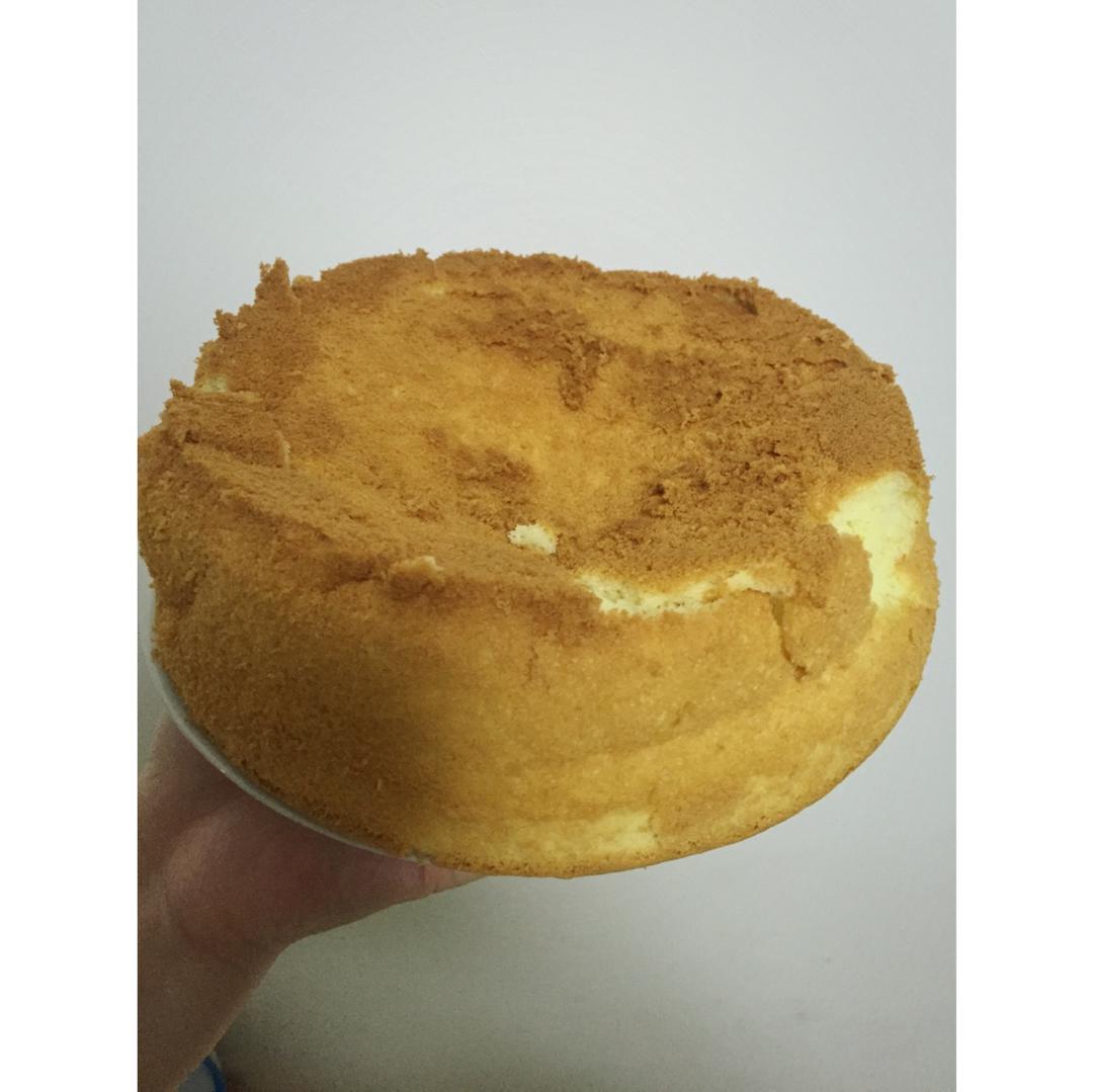 烤箱做蛋糕（戚风蛋糕的做法）