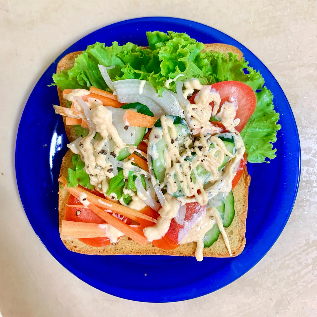 Subway三明治好吃小贵，自己做的才是真材实料营养又健康