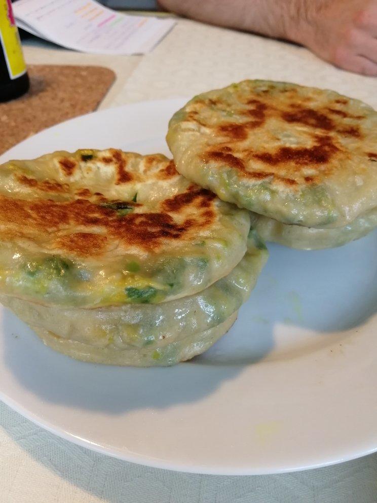 皮薄如纸的韭菜馅饼|免揉面法