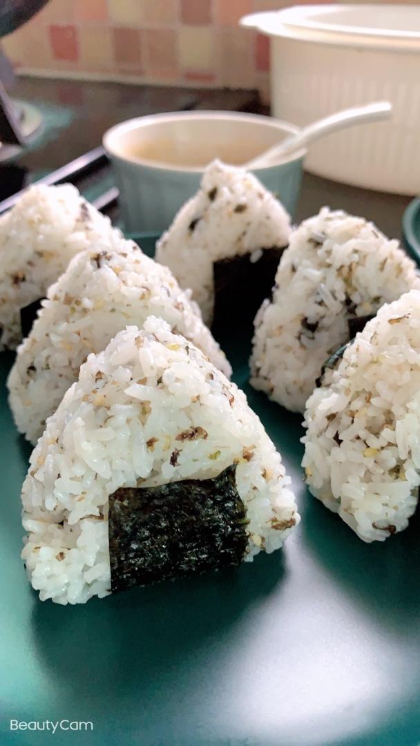 照烧饭团