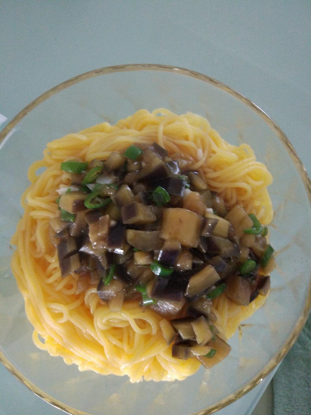 捞面条