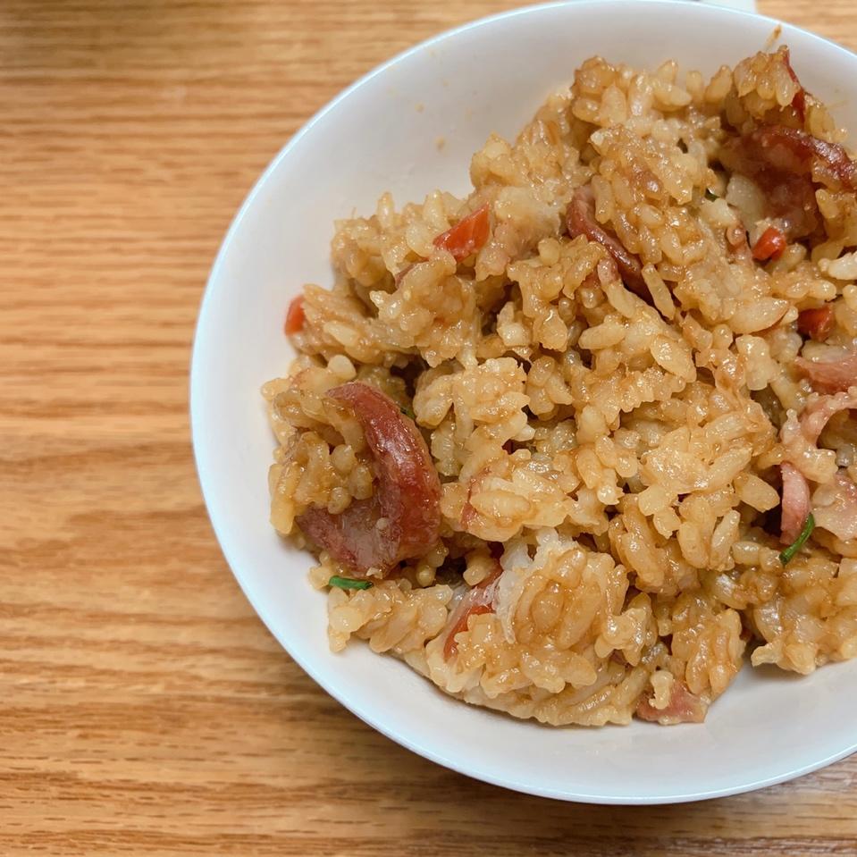 电饭煲香肠焖饭