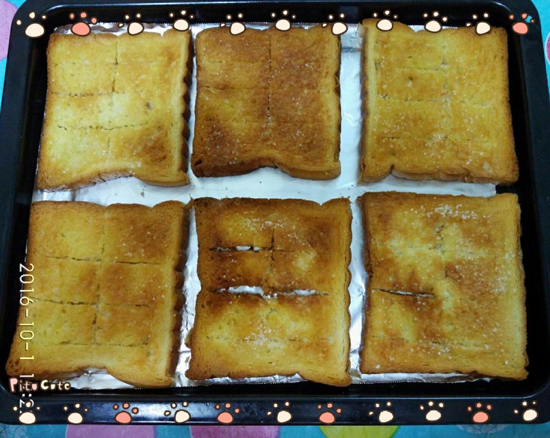 黄油砂糖烤土司片的做法