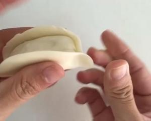 指尖的律动--月牙饺（附视频）的做法 步骤15