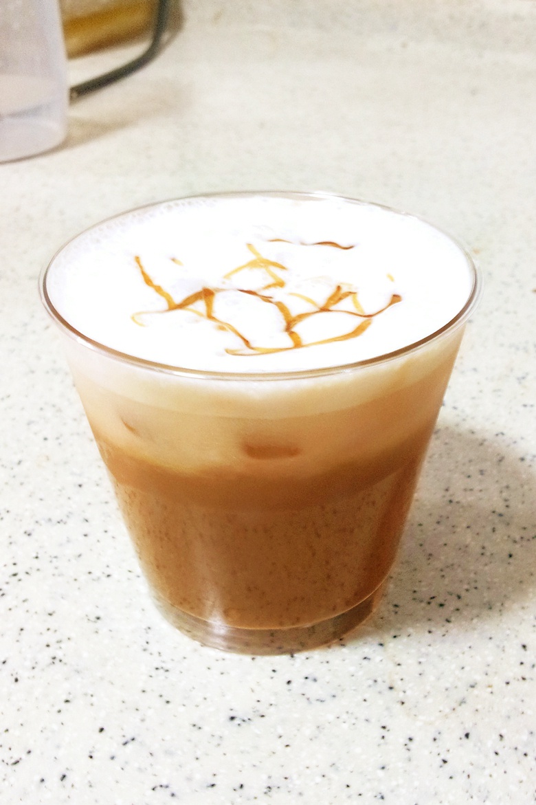 elvish做的冰制焦糖玛奇朵