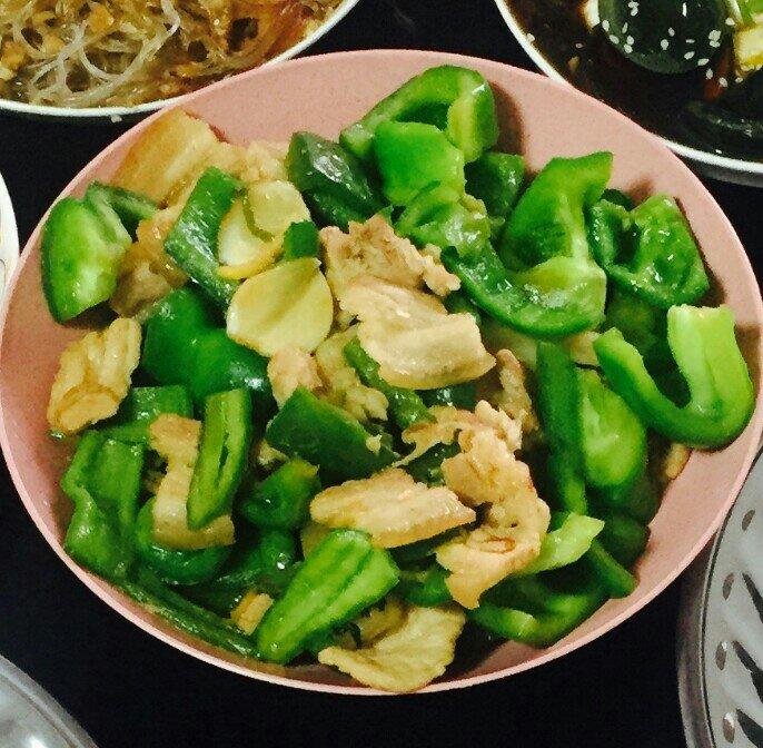 青椒炒肉