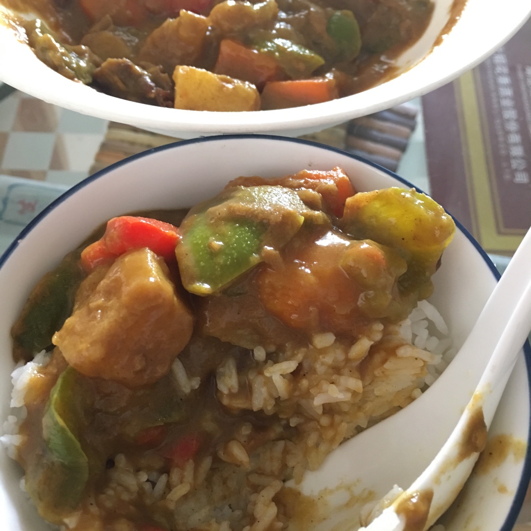 日式咖喱牛肉饭