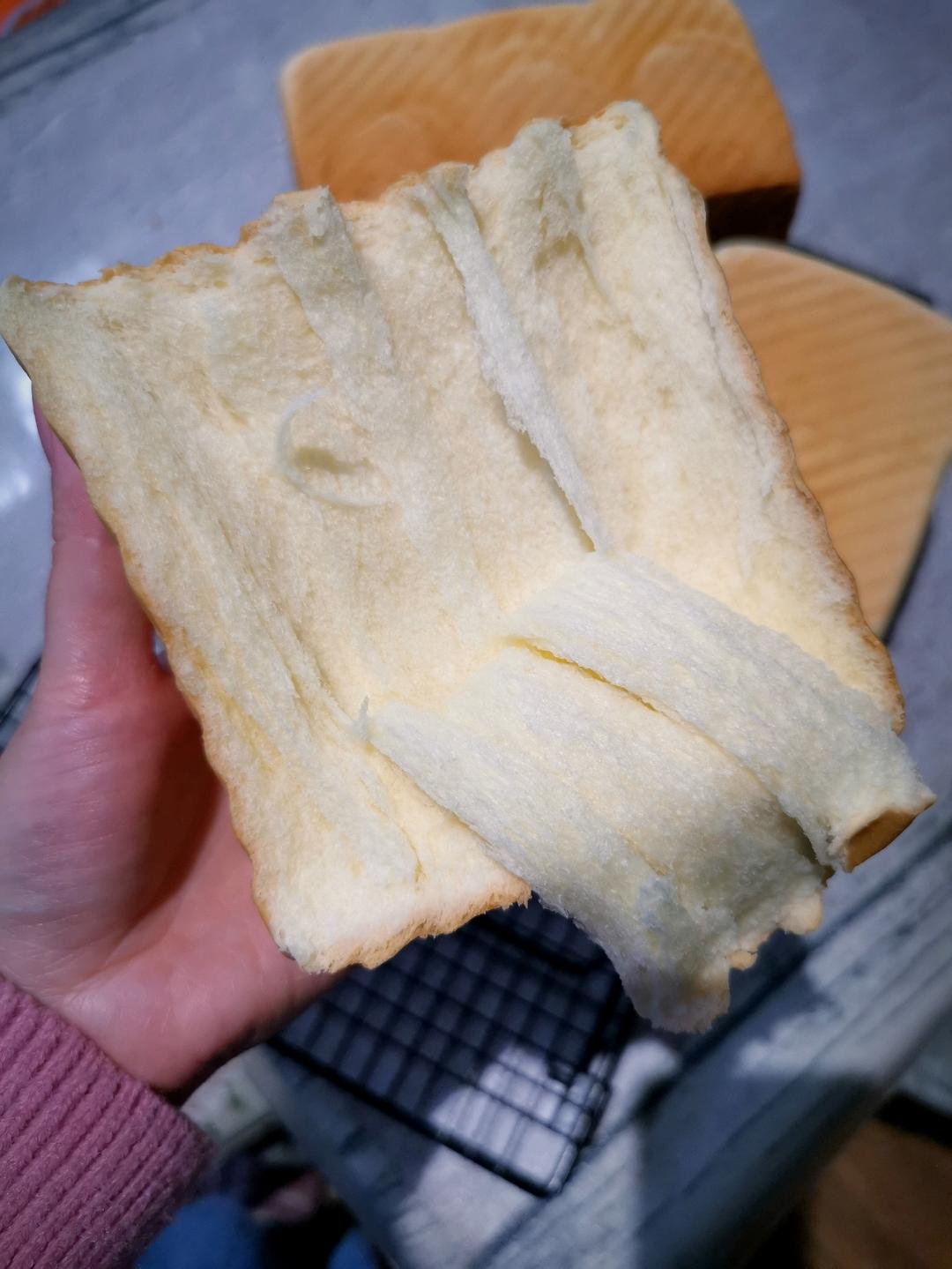 升级版奶香手撕吐司