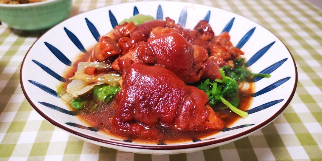 美味的家常菜：红烧猪蹄