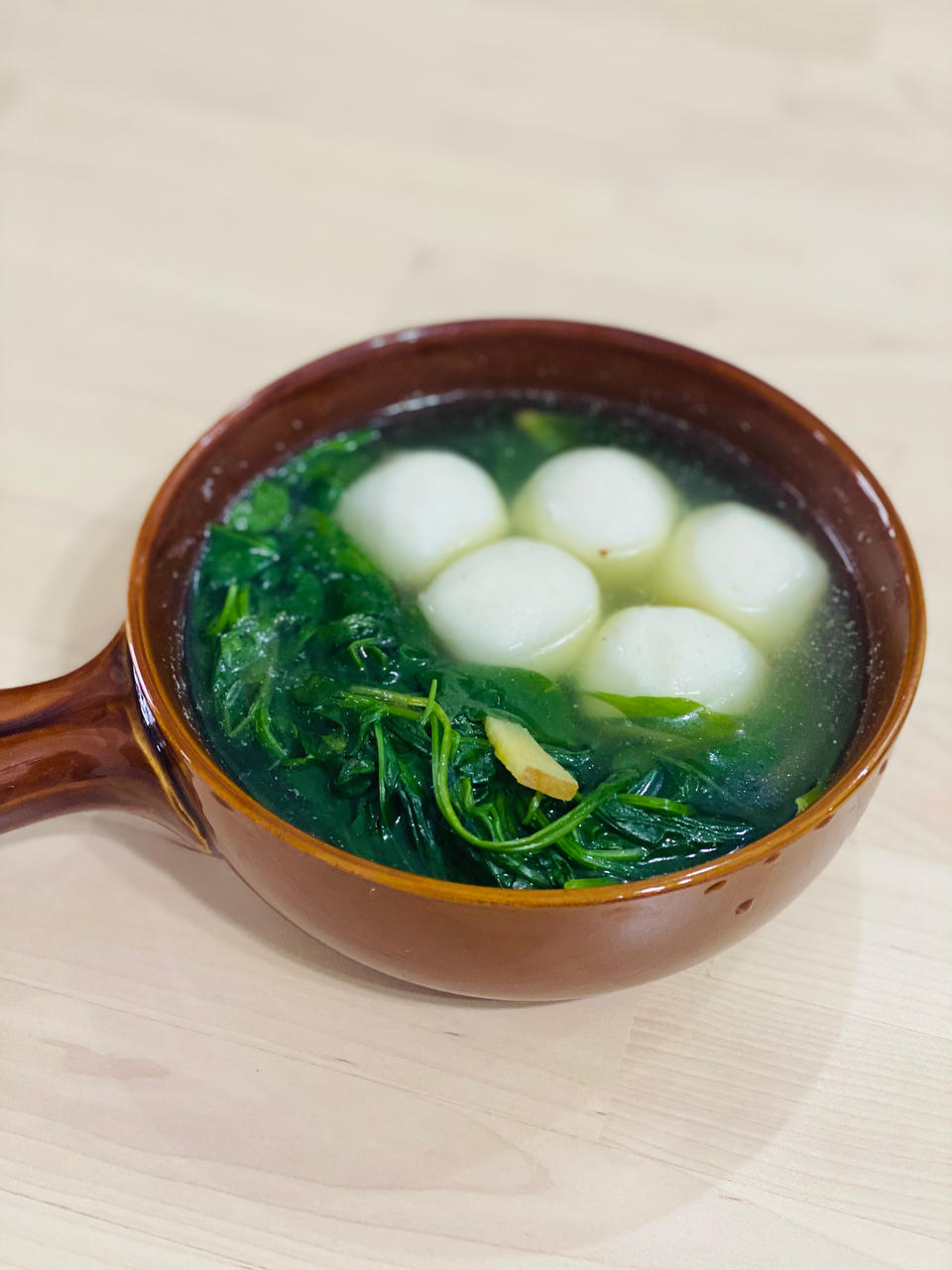 快手小白菜鱼丸汤