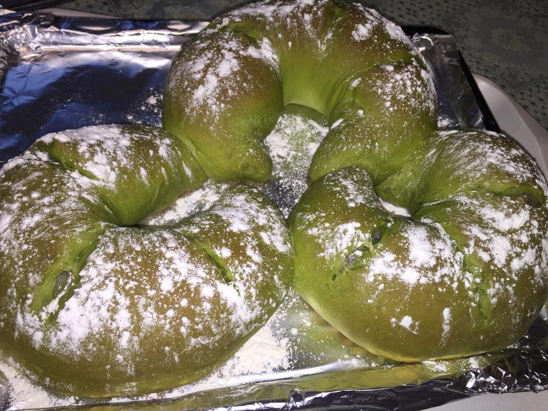 抹茶麻薯红豆软欧包