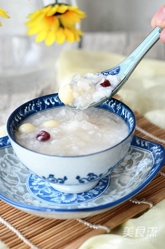 冰糖银耳莲子粥的做法的做法