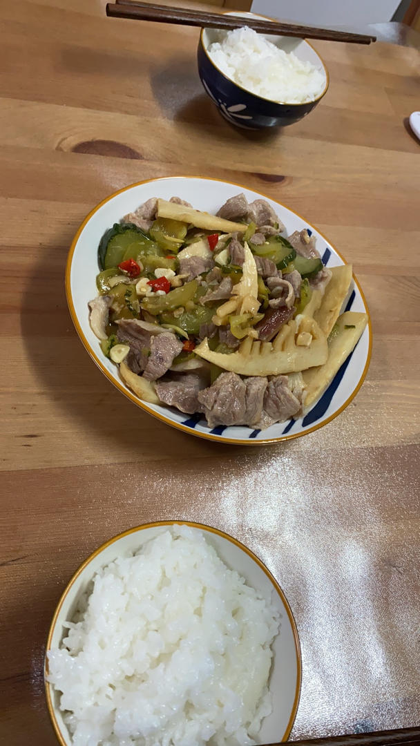 肉香笋鲜的春笋炒五花肉