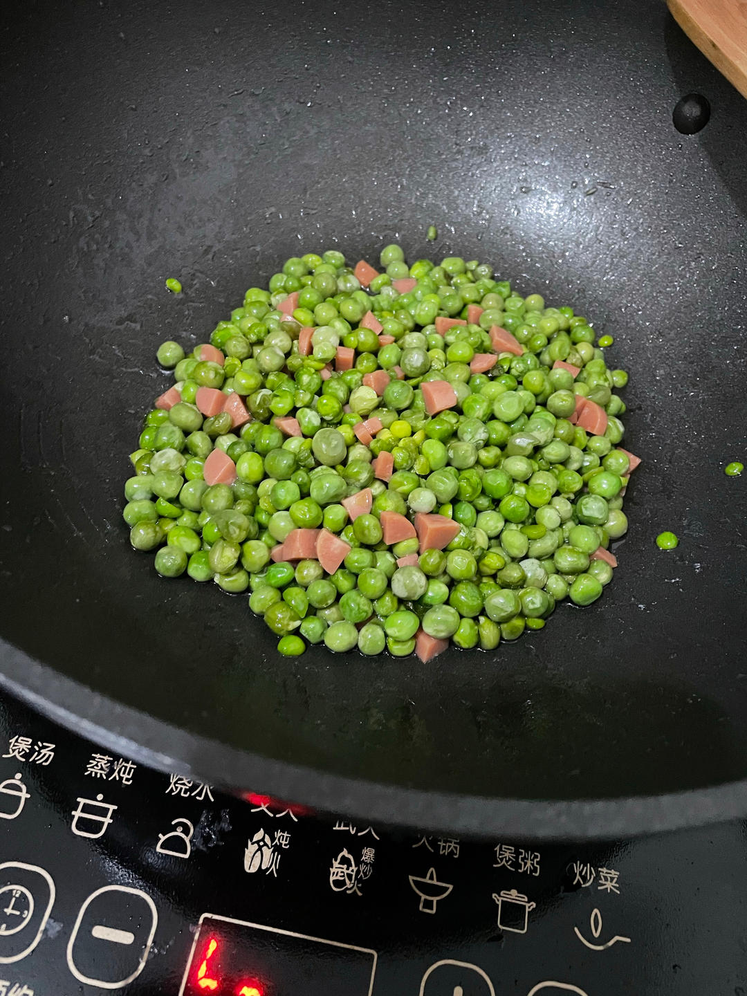 自带清甜超美味的素炒豌豆