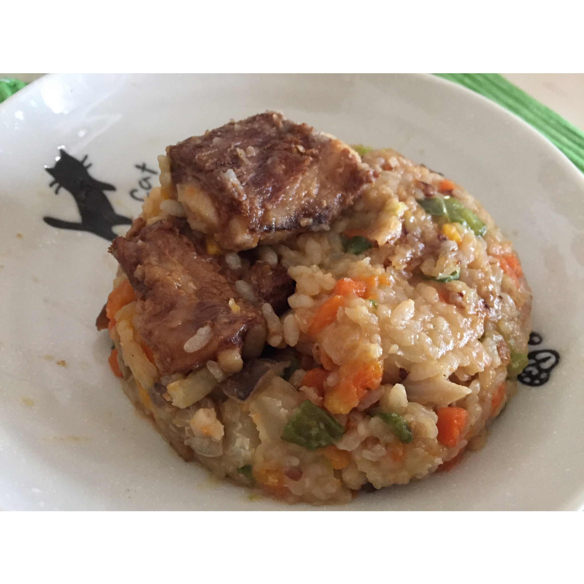 喷香排骨焖饭（爆好吃）
