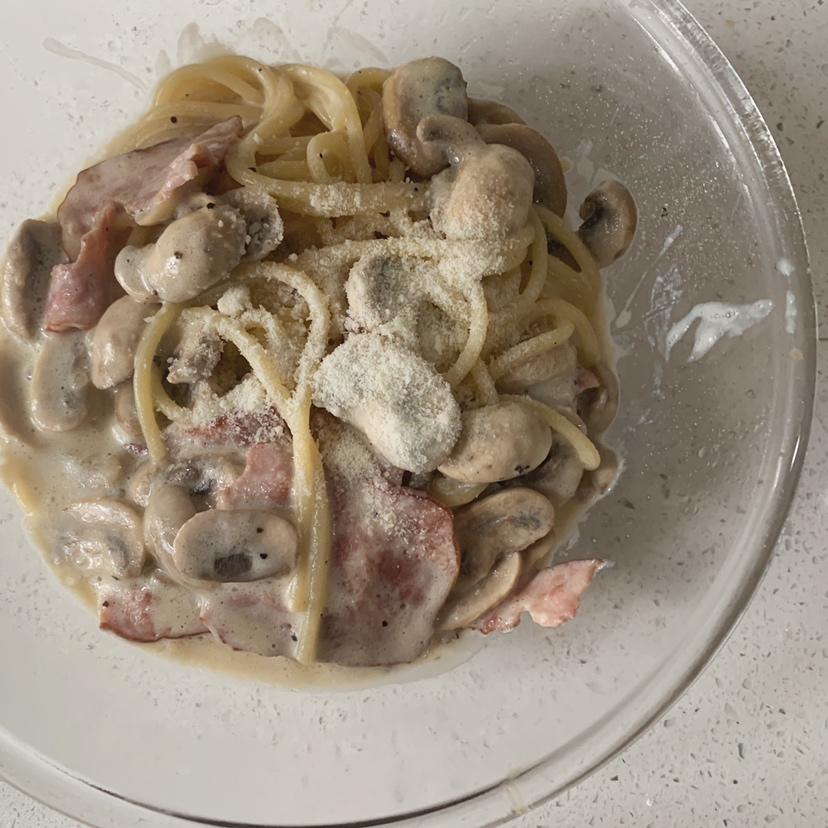 奶油培根意大利面（spaghetti）