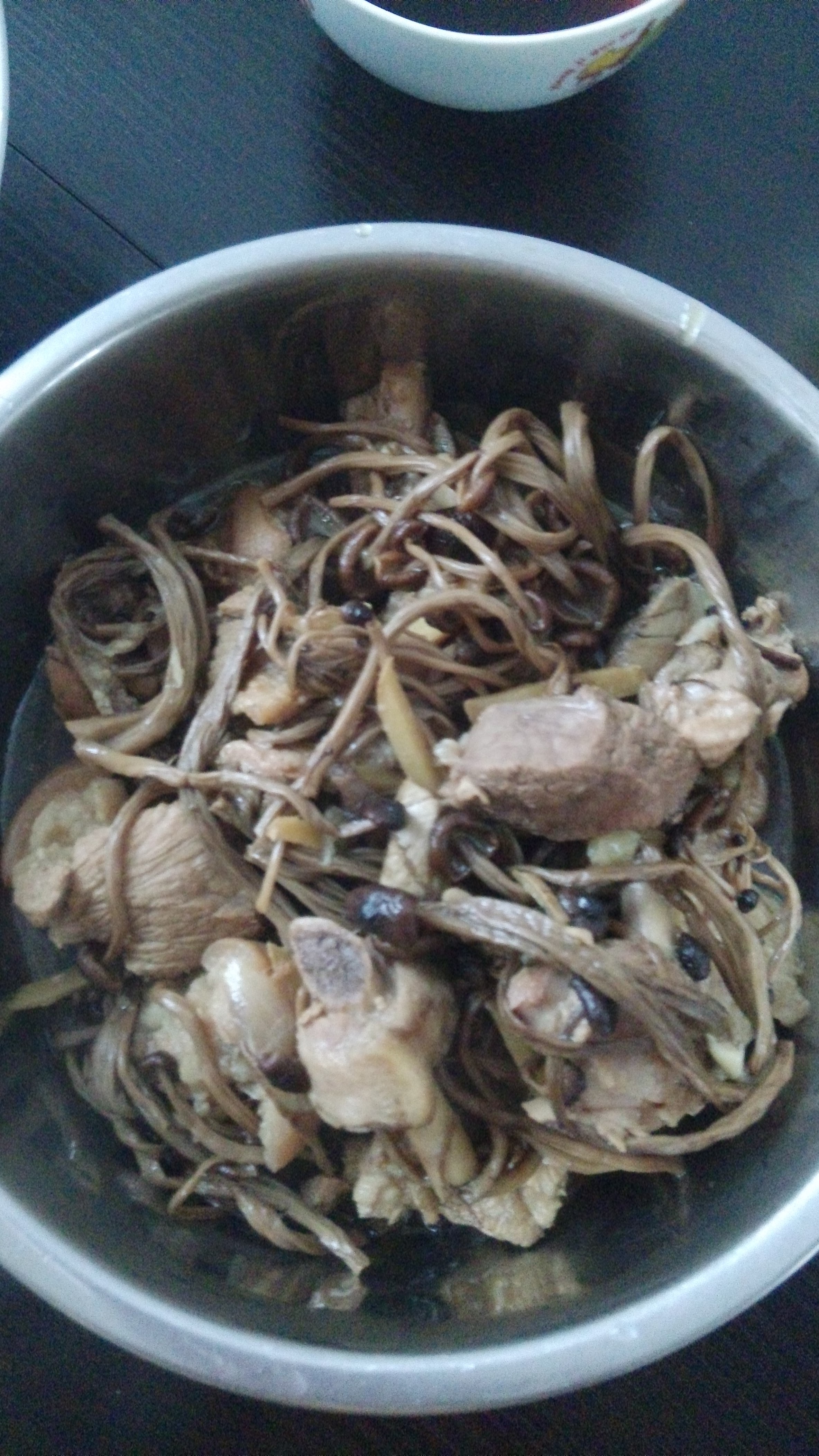 茶树菇烧老鸭