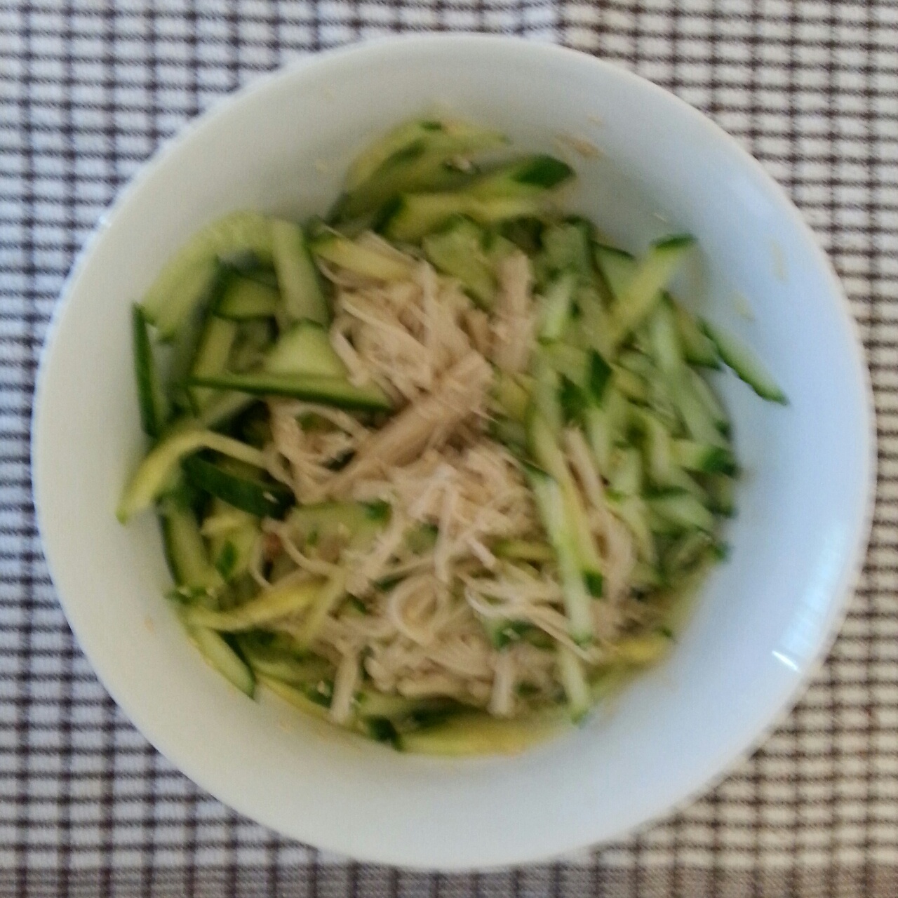 凉拌金针菇