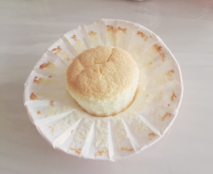 软绵绵戚风纸杯蛋糕