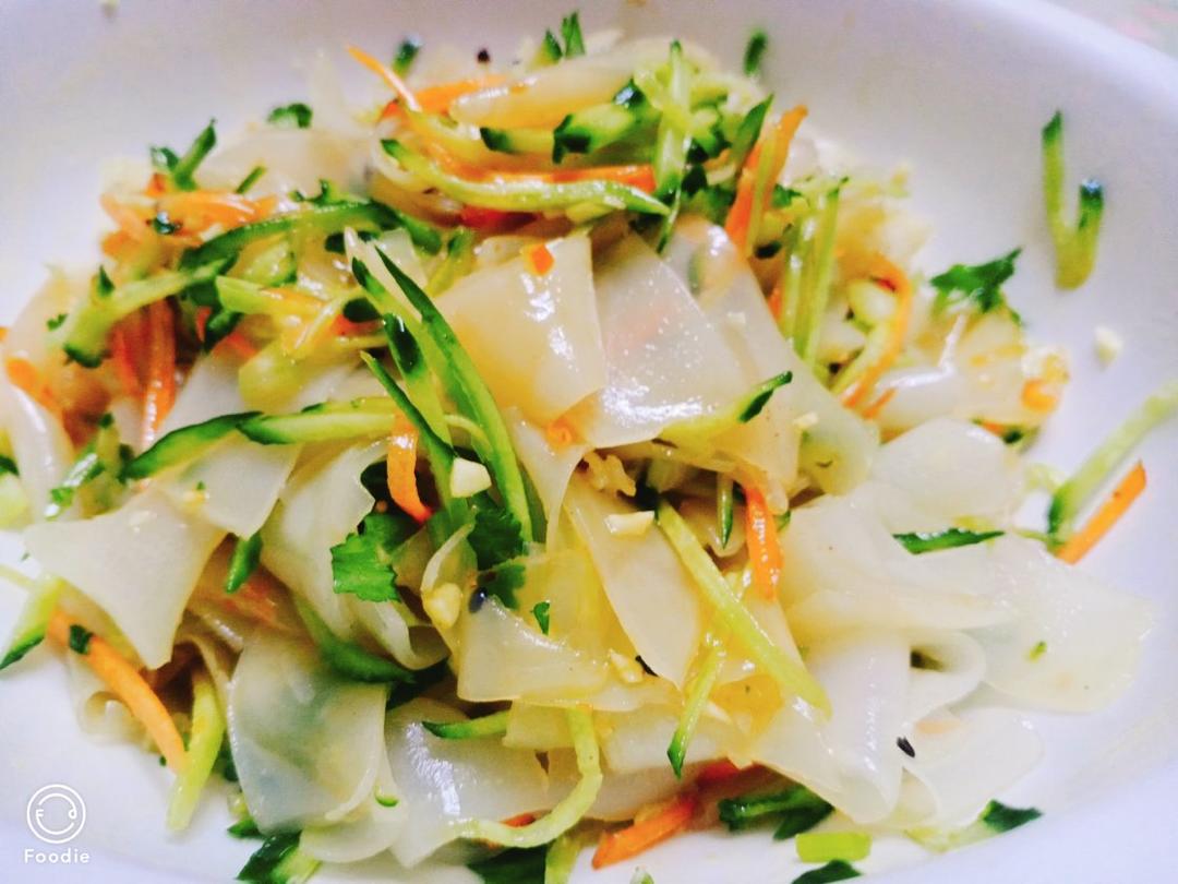 凉皮-家庭自制（告诉你自己做更劲道的秘诀）