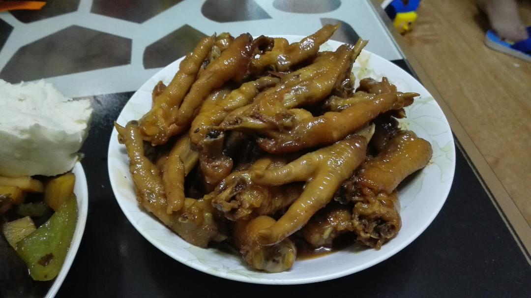 香辣烧鸡爪