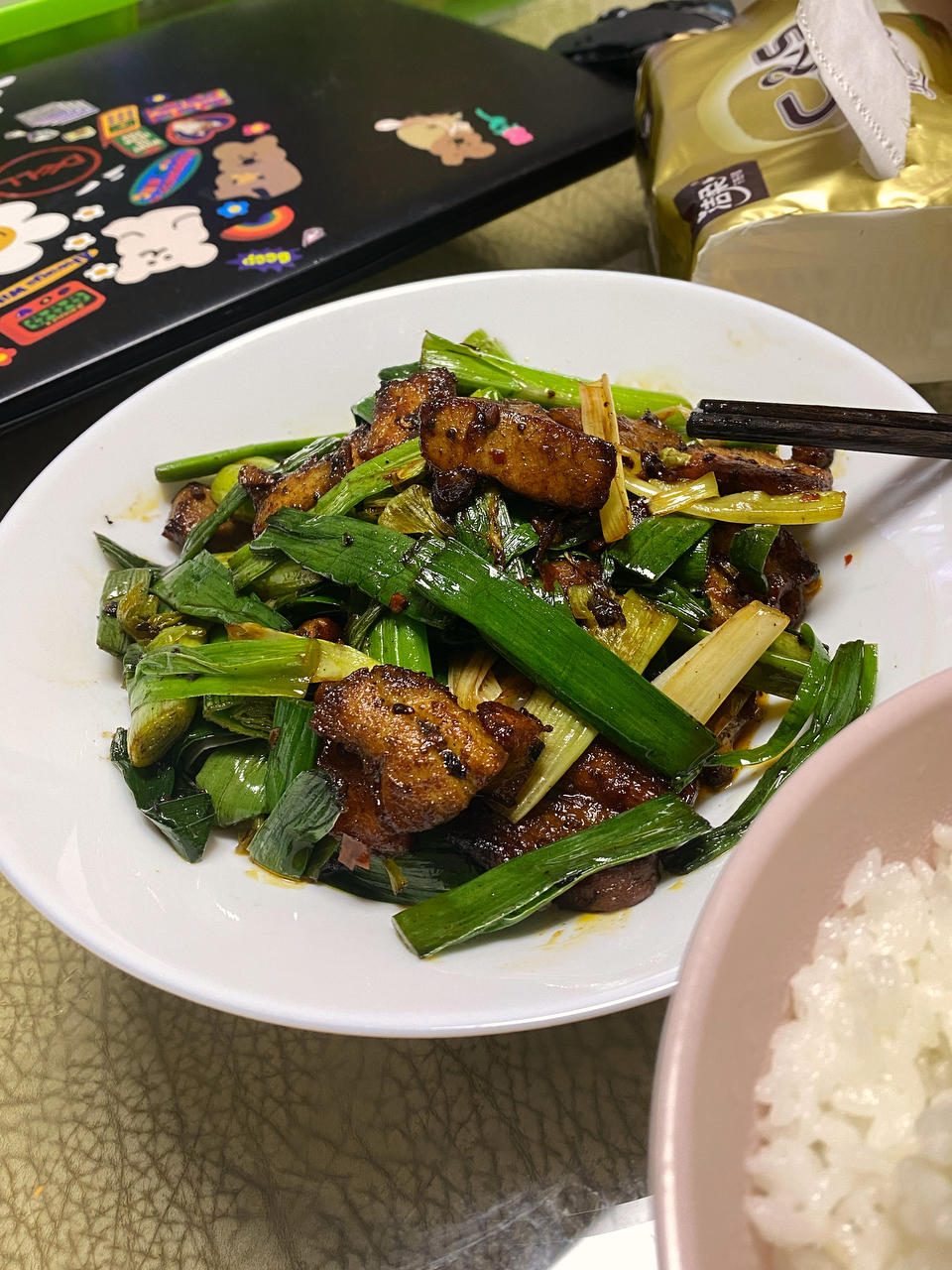 正宗回锅肉 隔壁大爷都被馋哭了