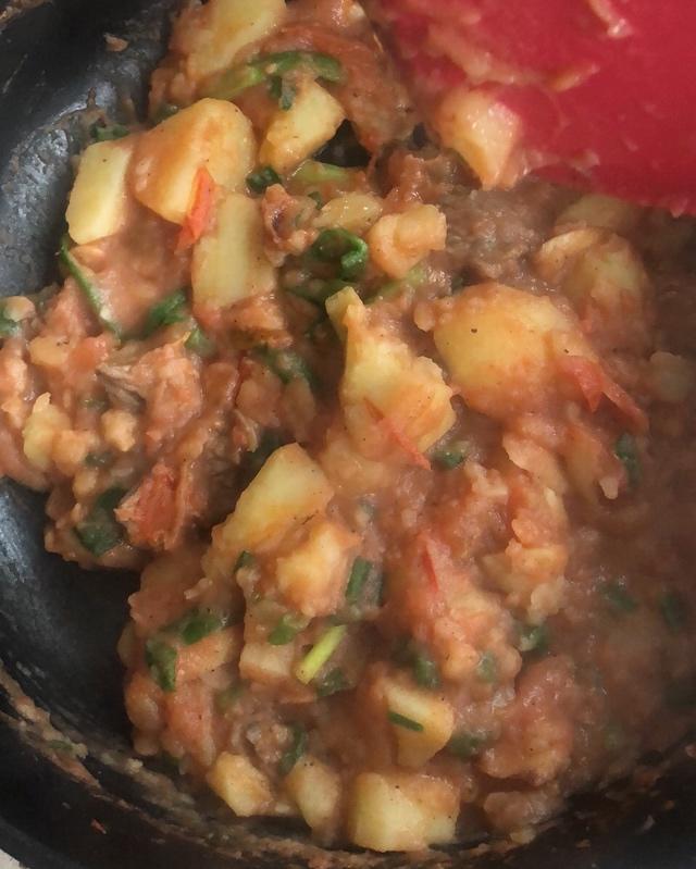 番茄土豆肥牛锅