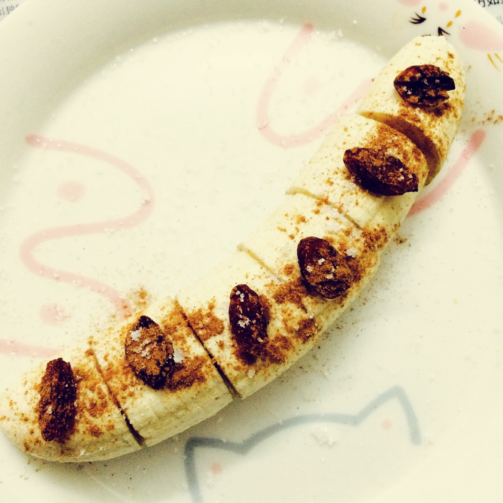 肉桂葡萄干烤香蕉