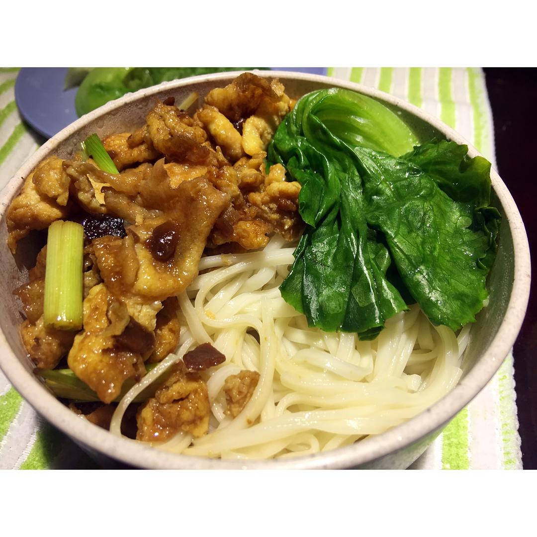 黄豆酱炒鸡蛋（超级下饭菜）