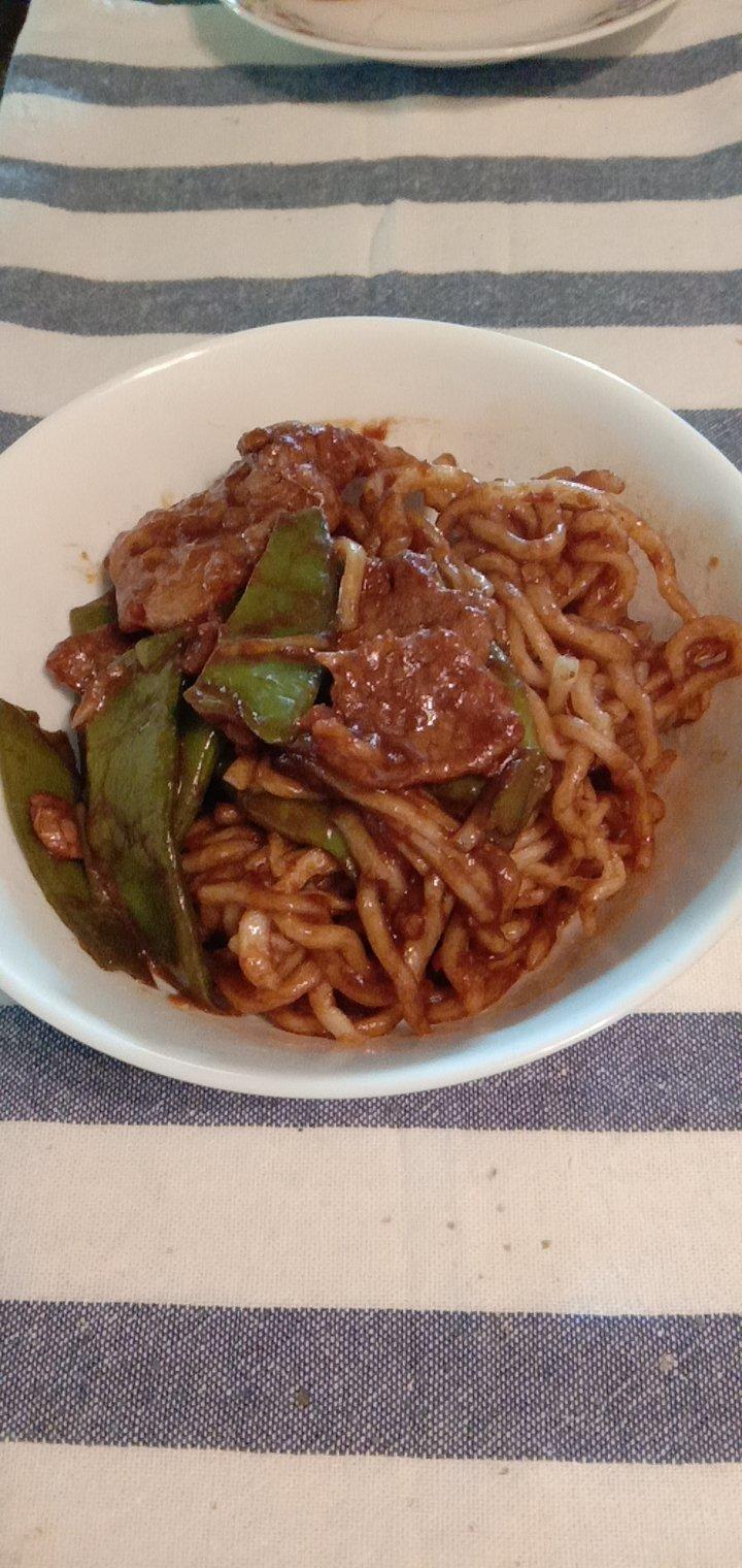 苹果蛋糕                          (低油低糖)