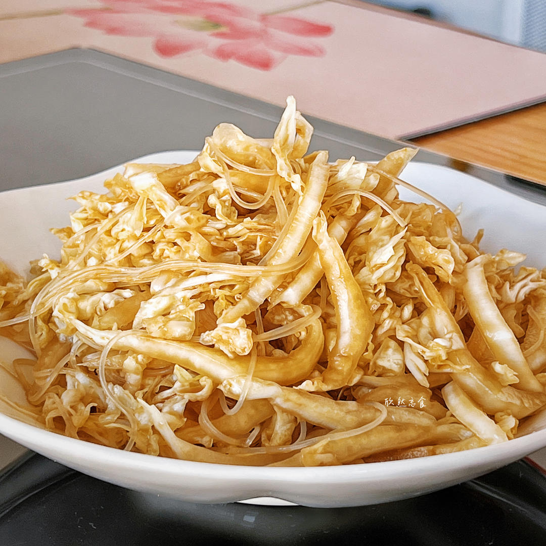 『🥬花吃白菜🥬』奶奶家独有的拌白菜芯粉丝