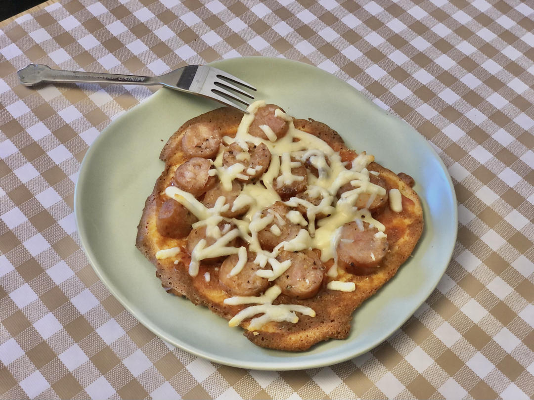 【生酮低碳】披萨pizza含马苏里拉版饼底