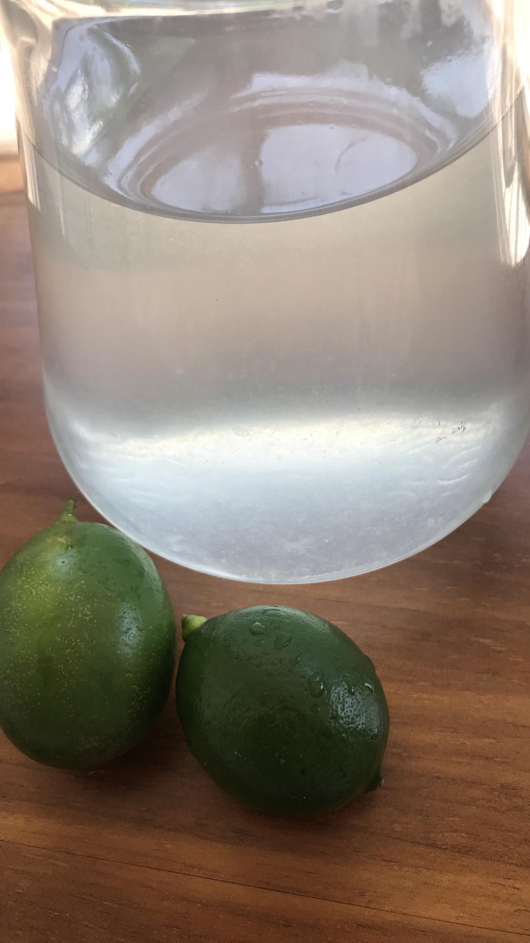 超级简单柠檬水的做法