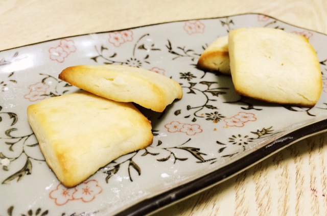 牛奶方块小饼干