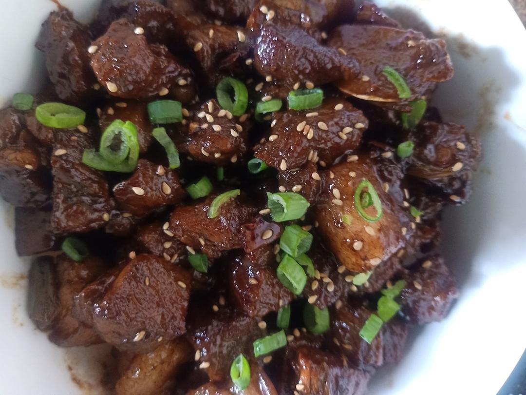 私房红烧肉 垂涎三尺软糯无比