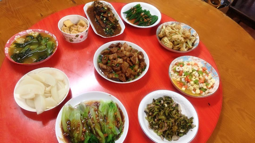 油豆腐红烧肉