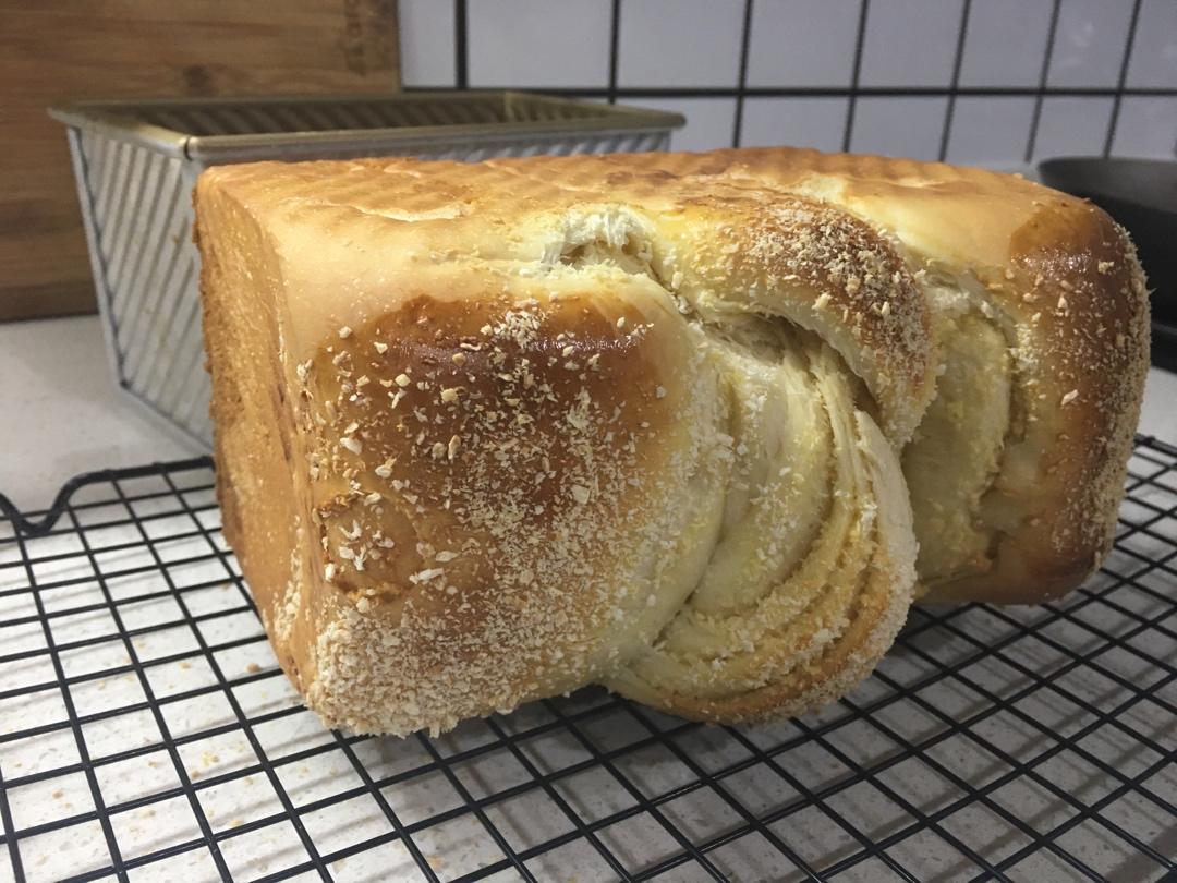 视频菜谱：做过几百次的椰蓉吐司面包