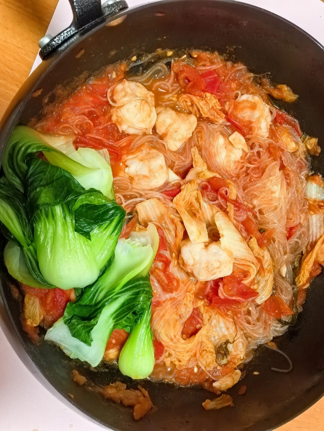 番茄虾滑粉丝煲