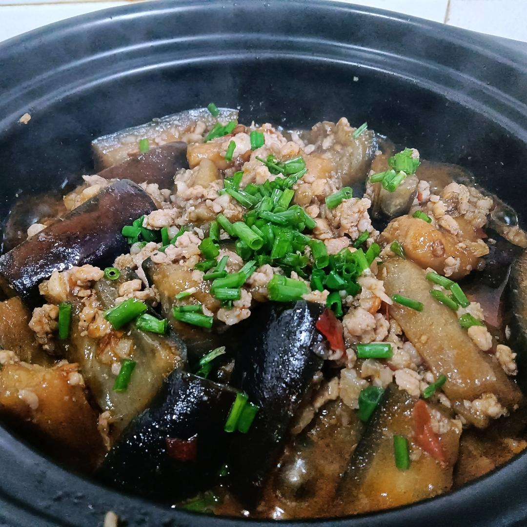 不用油炸超省油的鱼香肉末茄子煲