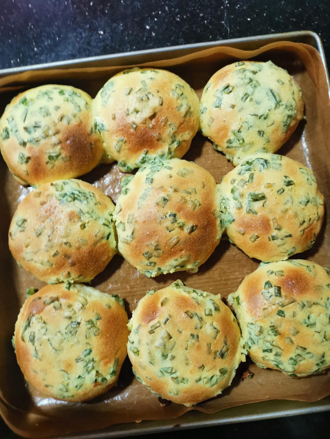 香葱肉松墨西哥包