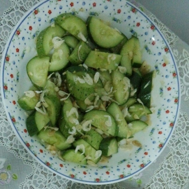 凉拌黄瓜